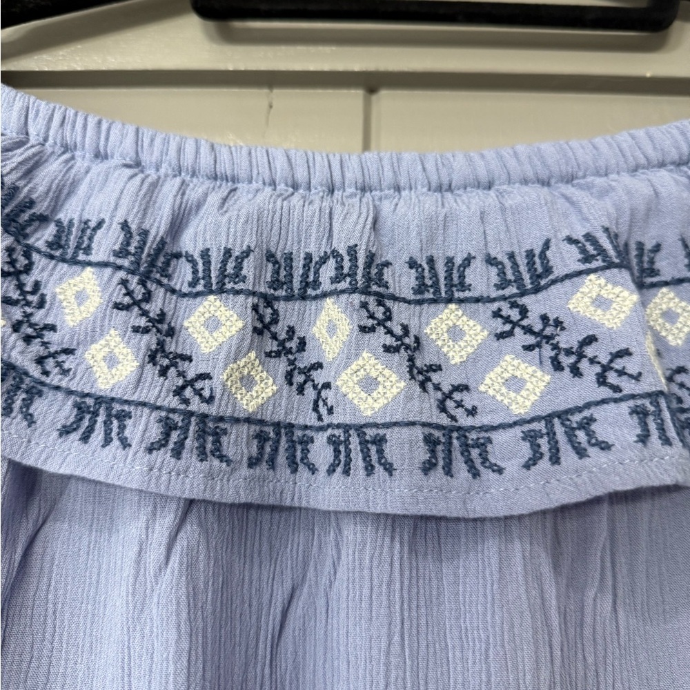 Altar'd State Light Blue Embroidered Bohemian Shirt Womens Small - Picture 3 of 9